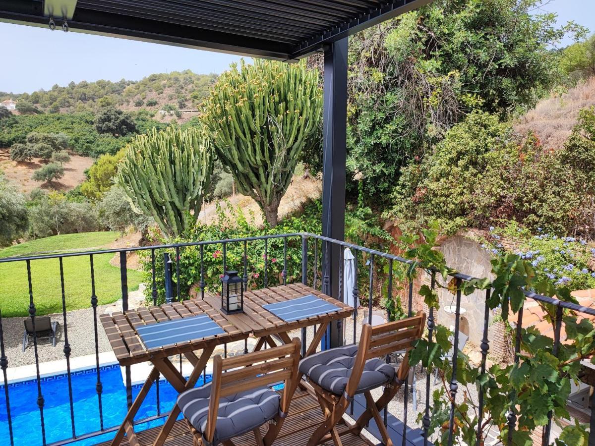Penthouse Apartment, Cortijo Fruitful Hills Malaga Exterior photo